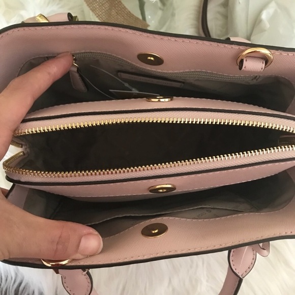 New Michael Kors small savannah satchel & wallet - Picture 7 of 8